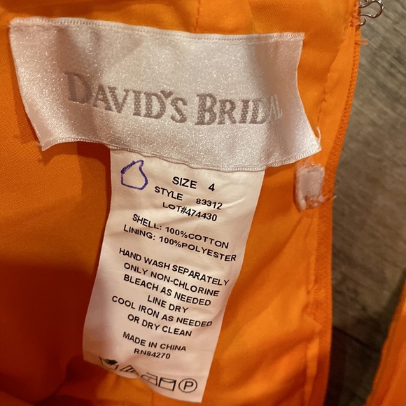 David’s bridal strapless dress - Picture 5 of 5